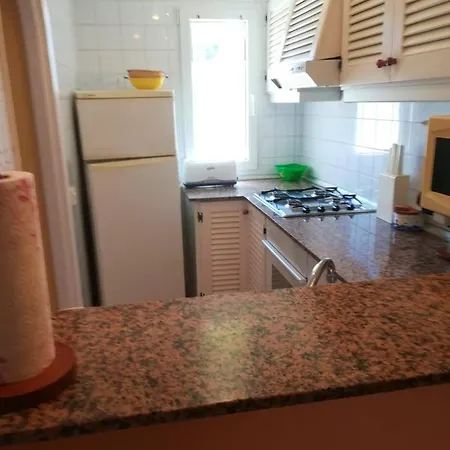 With 2 Bedrooms In With Shared Pool Enclosed Garden And Wifi * Port d'Addaia